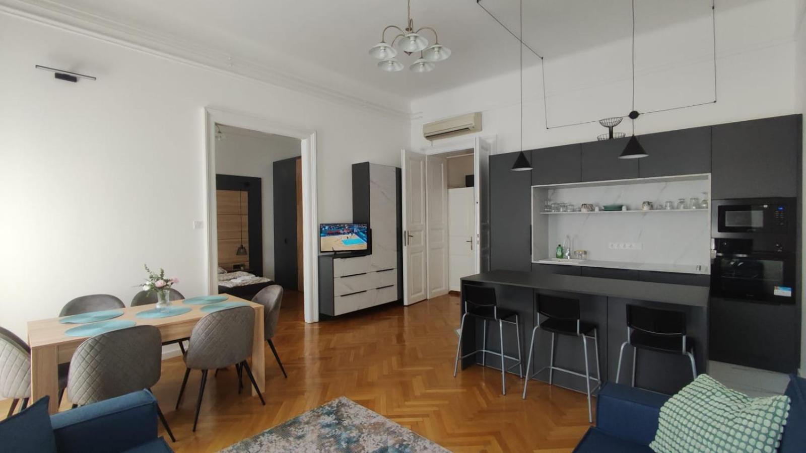 Mirai Apartman Budapeste Exterior foto